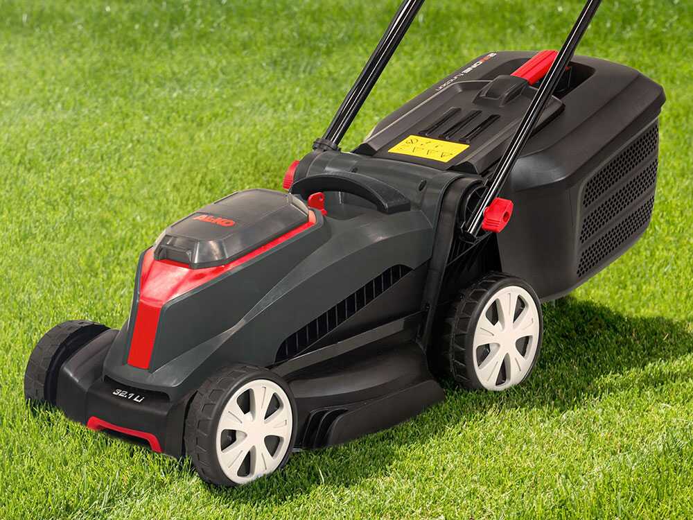 AL-KO 32.1 Easy — Tondeuse à batterie coupe 32 cm, 2 batteries